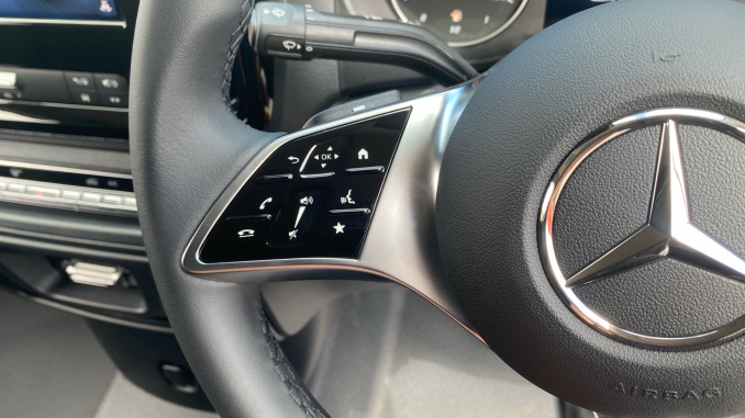 Mercedes-Benz Vito L2 Diesel Rwd 119CDI Select Van 9G-Tronic - Image 31